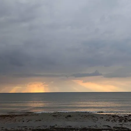 Bright House Retreat - By Traum *